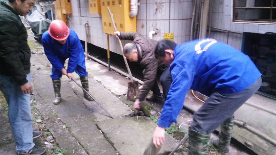 东川清掏化粪池、管道疏通一站式服务<高效><技术><可靠>